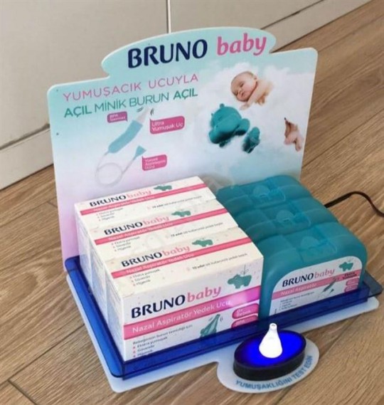 Işıklı Pleksi Tezgah Üstü Stand